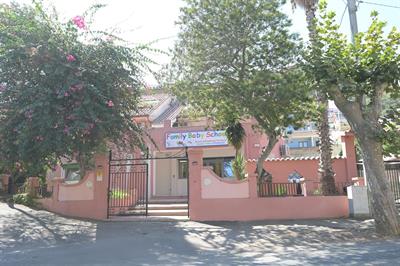family-baby-school-scuola-interno-16