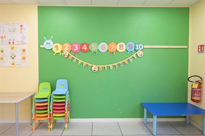 family-baby-school-scuola-interno-17